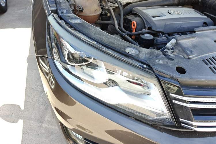 Used Volkswagen Tiguan 2013 1.8TSI Automatic Two-Wheel Drive Luxury Model Right Front Headlight