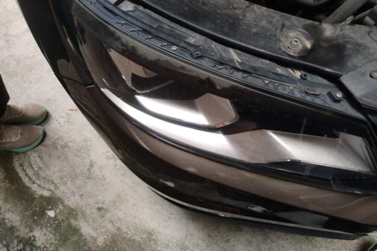Used Volkswagen Tiguan 2013 1.8TSI Automatic All-Wheel-Drive Comfort Edition Right Front Headlight