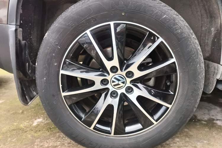 Used Volkswagen Tiguan 2013 1.8TSI Automatic Two-Wheel Drive Luxury Model Right Rear Wheel Hub