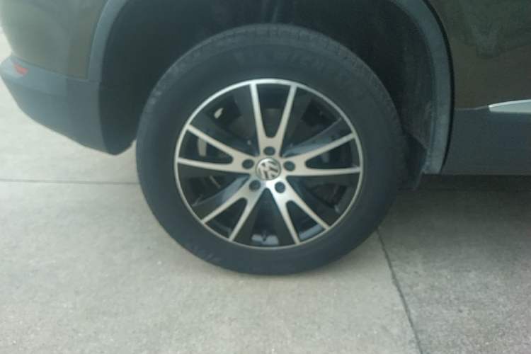 Used Volkswagen Tiguan 2013 1.8TSI Automatic Two-Wheel Drive Luxury Model Right Rear Wheel Hub