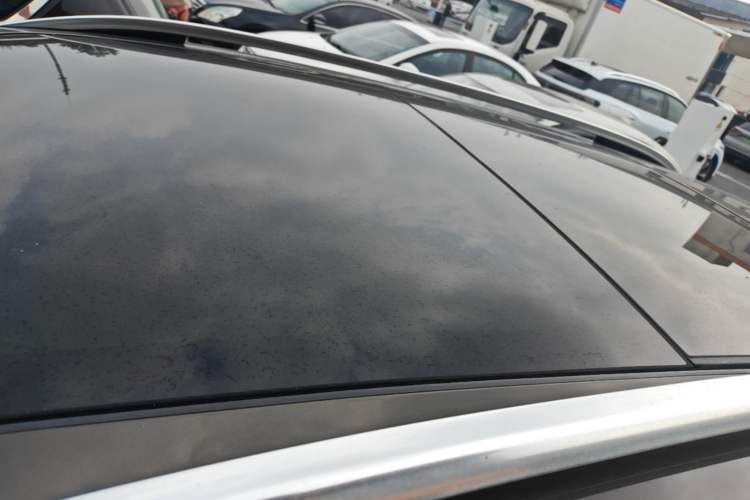 Used Volkswagen Tiguan 2013 1.8 TSI Automatic All-Wheel Drive Luxury Model Roof