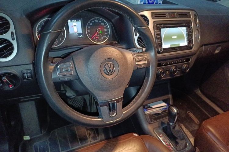Used Volkswagen Tiguan 2013 1.8TSI Automatic Two-Wheel Drive Luxury Model Steering Wheel
