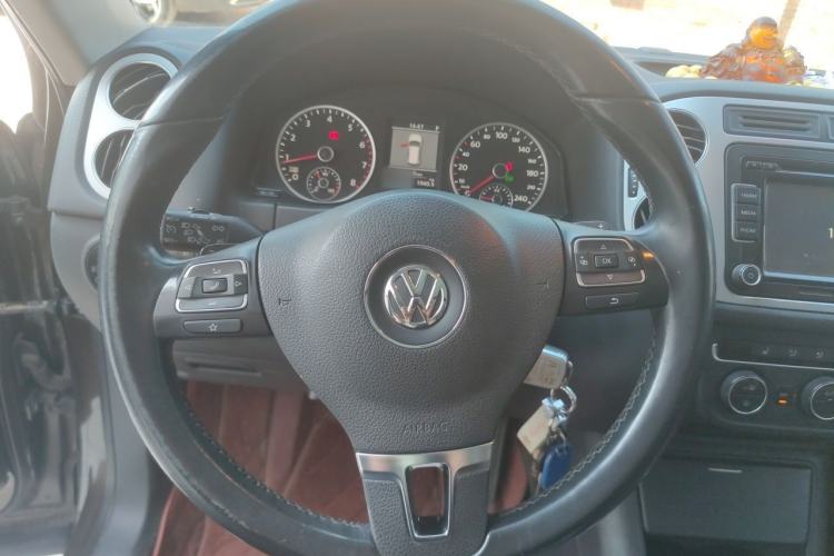 Used Volkswagen Tiguan 2013 1.8TSI Automatic Two-Wheel Drive Luxury Model Steering Wheel
