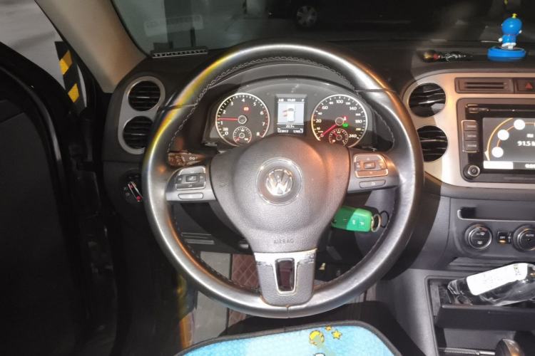 Used Volkswagen Tiguan 2013 1.8TSI Automatic Two-Wheel Drive Luxury Model Steering Wheel