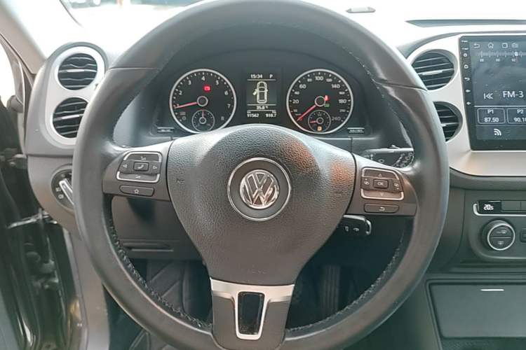 Used Volkswagen Tiguan 2013 1.8 TSI Automatic Two-Wheel Drive Comfort Edition Steering Wheel