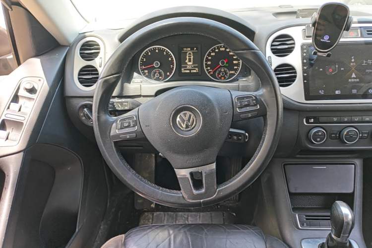 Used Volkswagen Tiguan 2013 1.8 TSI Automatic Two-Wheel Drive Comfort Edition Steering Wheel