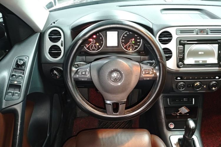 Used Volkswagen Tiguan 2013 1.8TSI Automatic Two-Wheel Drive Luxury Model Steering Wheel