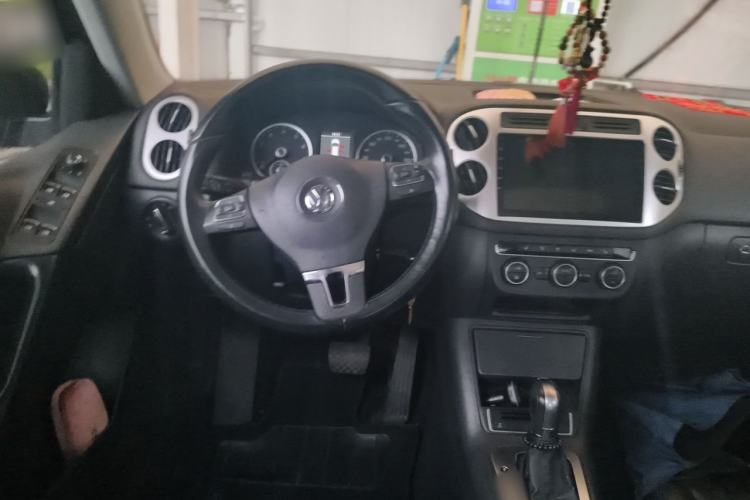 Used Volkswagen Tiguan 2013 1.8TSI Automatic Two-Wheel Drive Luxury Model Steering Wheel
