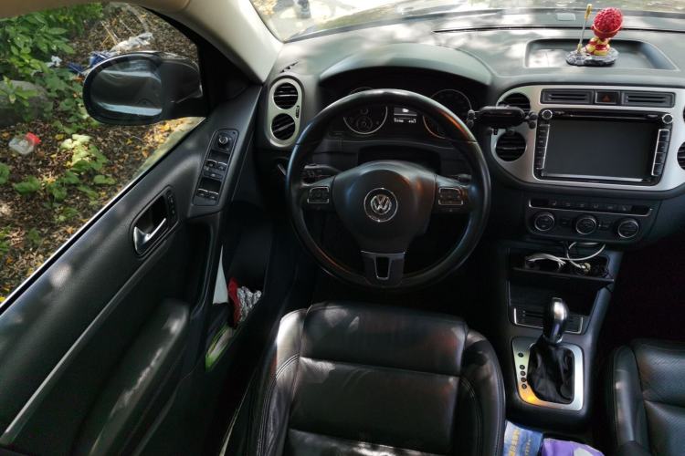 Used Volkswagen Tiguan 2013 1.8TSI Automatic Two-Wheel Drive Luxury Model Steering Wheel