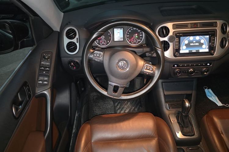 Used Volkswagen Tiguan 2013 1.8TSI Automatic Two-Wheel Drive Luxury Model Steering Wheel