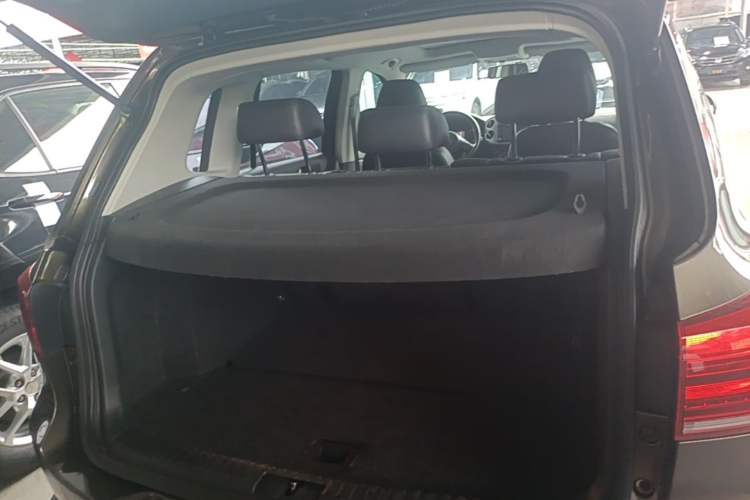 Used Volkswagen Tiguan 2013 1.8 TSI Automatic All-Wheel Drive Luxury Model Trunk