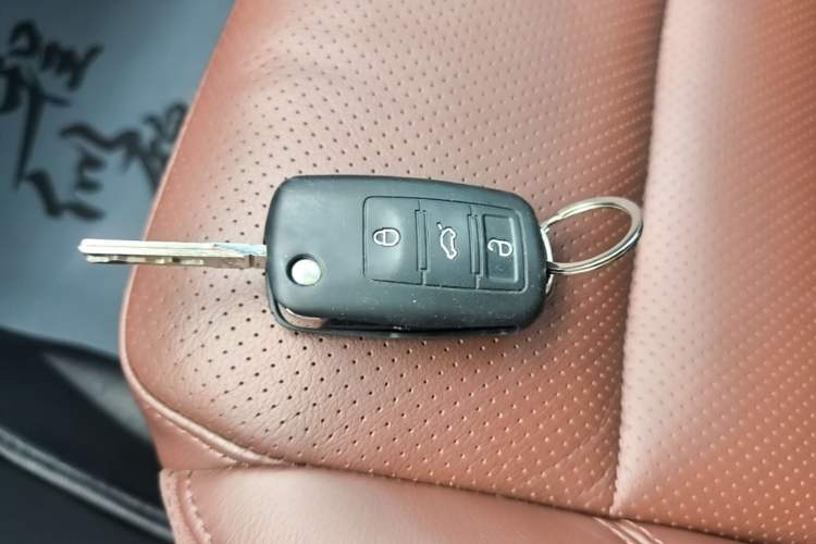 Used Volkswagen Tiguan 2013 1.8TSI Automatic Two-Wheel Drive Luxury Model Vehicle Key