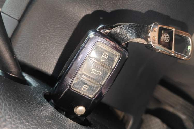 Used Volkswagen Tiguan 2013 1.8TSI Automatic Two-Wheel Drive Luxury Model Vehicle Key