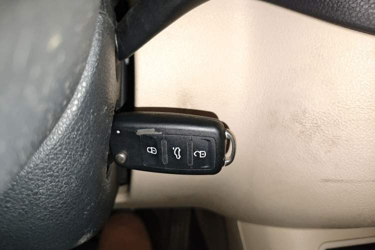 Used Volkswagen Tiguan 2013 1.8TSI Automatic Two-Wheel Drive Luxury Model Vehicle Key