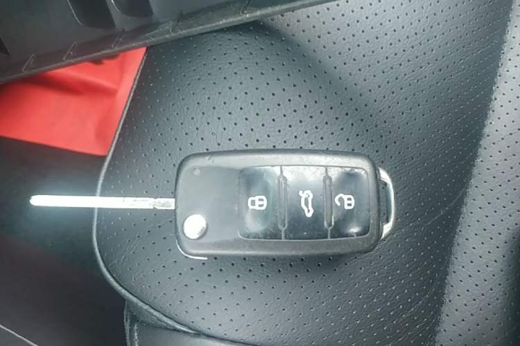 Used Volkswagen Tiguan 2013 1.8TSI Automatic Two-Wheel Drive Luxury Model Vehicle Key