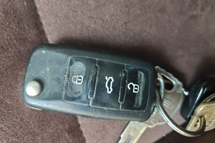Used Volkswagen Tiguan 2013 2.0 TSI Automatic All-Wheel-Drive Flagship Edition Vehicle Key
