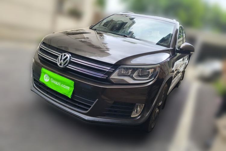 Used Volkswagen Tiguan 2013 1.8TSI Automatic Two-Wheel Drive Luxury Model Guazi used car, China used car export, Used car for sale, Used cars, Cheapest cars for sale