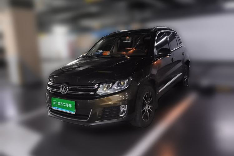 Used Volkswagen Tiguan 2013 1.8TSI Automatic Two-Wheel Drive Luxury Model Guazi used car, China used car export, Used car for sale, Used cars, Cheapest cars for sale