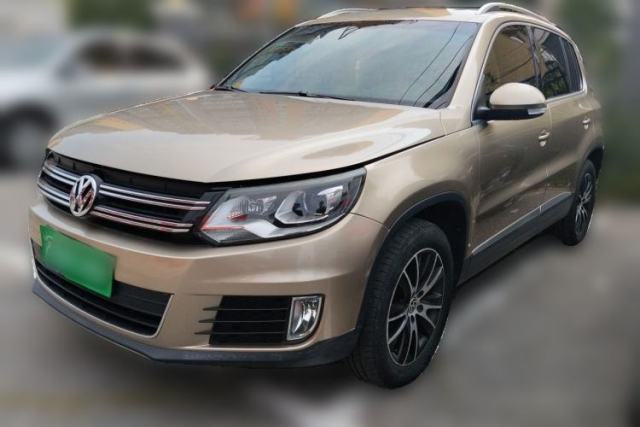 Ojetý Volkswagen Tiguan 2013 2.0 TSI Automatic All-Wheel Drive Luxury Edition
