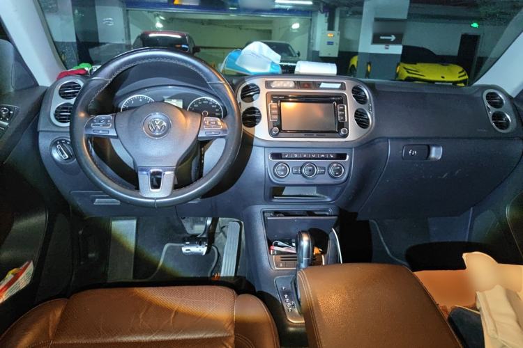 Used Volkswagen Tiguan 2013 1.8TSI Automatic Two-Wheel Drive Luxury Model Center Console