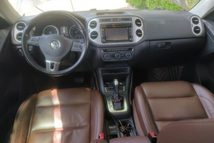 Used Volkswagen Tiguan 2013 1.8TSI Automatic Two-Wheel Drive Luxury Model Center Console