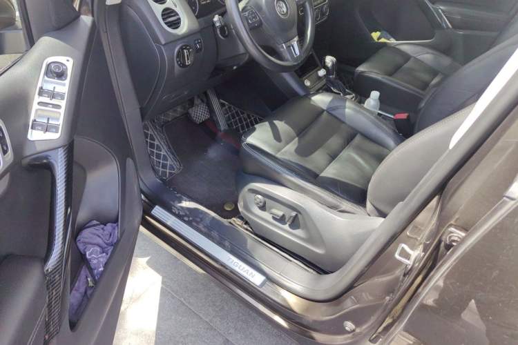 Used Volkswagen Tiguan 2013 1.8 TSI Automatic Two-Wheel Drive Comfort Edition Driver Seat