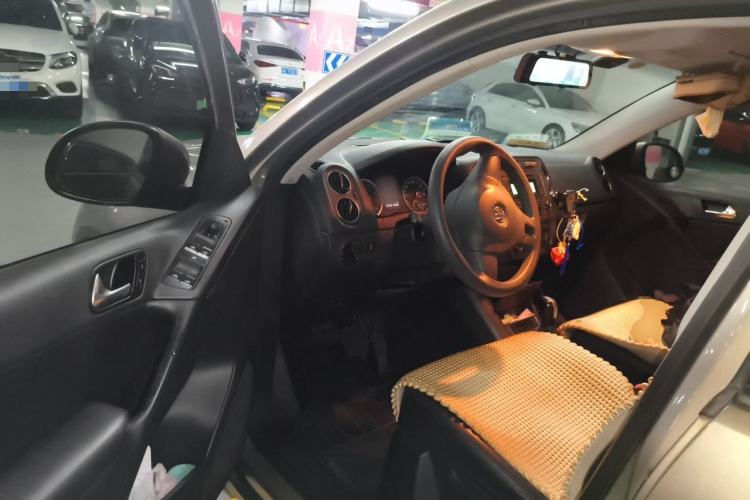 Used Volkswagen Tiguan 2013 1.8TSI Automatic Two-Wheel Drive Trend Edition Driver Seat