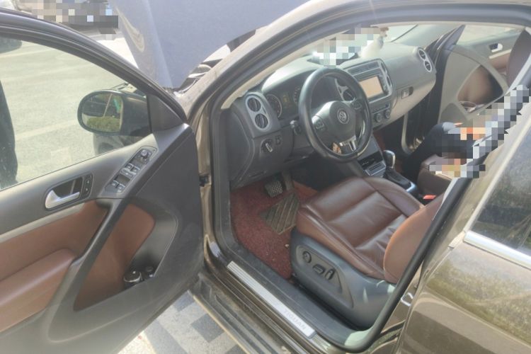 Used Volkswagen Tiguan 2013 1.8 TSI Automatic All-Wheel Drive Luxury Model Driver Seat