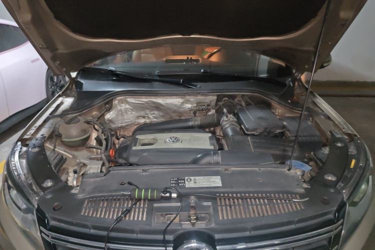 Used Volkswagen Tiguan 2013 1.8 TSI Automatic Two-Wheel Drive Comfort Edition Engine Bay