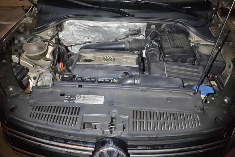 Used Volkswagen Tiguan 2013 1.8 TSI Automatic Two-Wheel Drive Comfort Edition Engine Bay