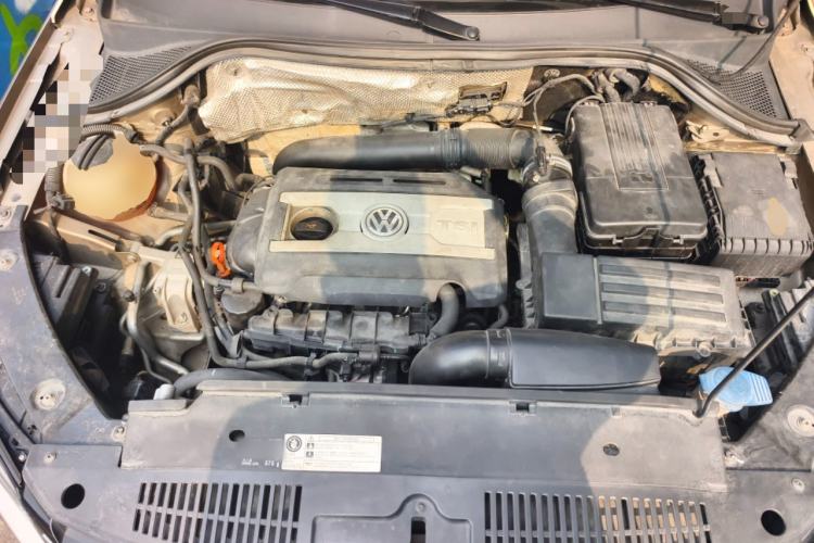 Used Volkswagen Tiguan 2013 1.8TSI Automatic Two-Wheel Drive Trend Edition Engine Bay