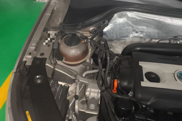 Used Volkswagen Tiguan 2013 1.8TSI Automatic Two-Wheel Drive Trend Edition Engine Bay Right