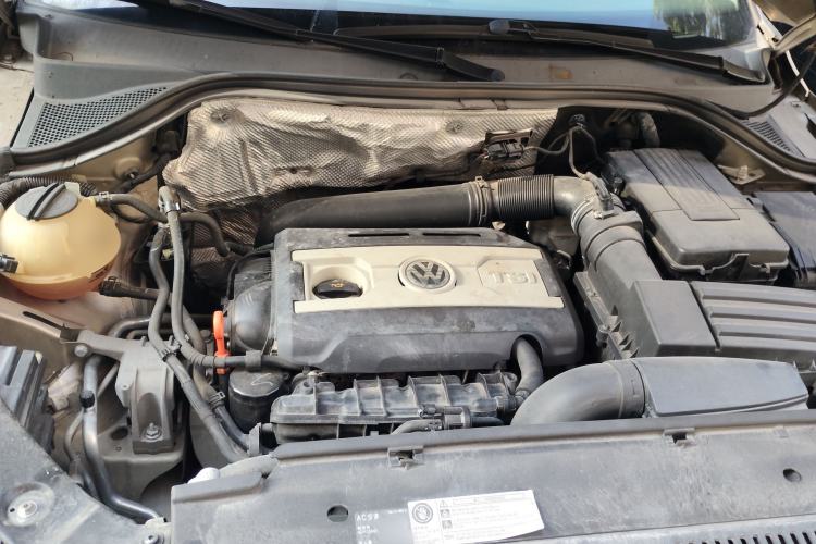 Used Volkswagen Tiguan 2013 1.8 TSI Automatic Two-Wheel Drive Comfort Edition Engine Bay