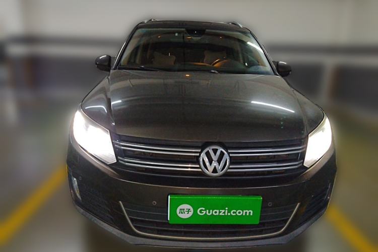 Used Volkswagen Tiguan 2013 2.0 TSI Automatic All-Wheel-Drive Flagship Edition Front