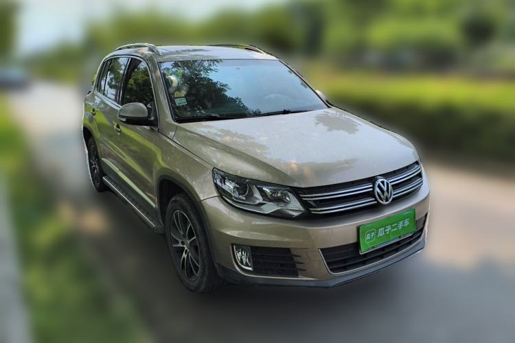 Used Volkswagen Tiguan 2013 1.8TSI Automatic Two-Wheel Drive Luxury Model Front Right 45 Deg