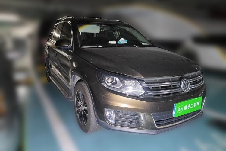 Used Volkswagen Tiguan 2013 1.8TSI Automatic Two-Wheel Drive Luxury Model Front Right 45 Deg
