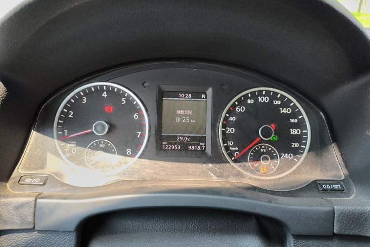 Used Volkswagen Tiguan 2013 1.8TSI Automatic Two-Wheel Drive Luxury Model Instrument Cluster