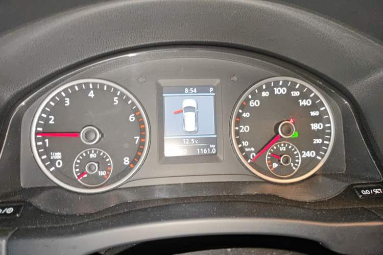 Used Volkswagen Tiguan 2013 1.8TSI Automatic Two-Wheel Drive Luxury Model Instrument Cluster