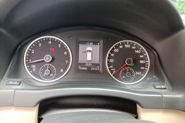 Used Volkswagen Tiguan 2013 1.8TSI Automatic Two-Wheel Drive Luxury Model Instrument Cluster