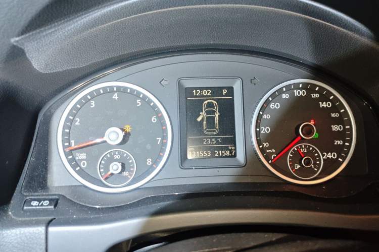 Used Volkswagen Tiguan 2013 1.8 TSI Automatic Two-Wheel Drive Comfort Edition Instrument Cluster