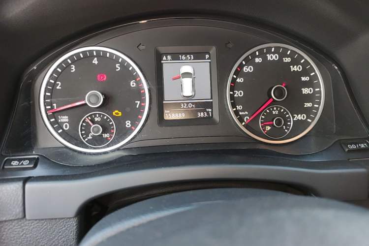 Used Volkswagen Tiguan 2013 1.8TSI Automatic Two-Wheel Drive Luxury Model Instrument Cluster