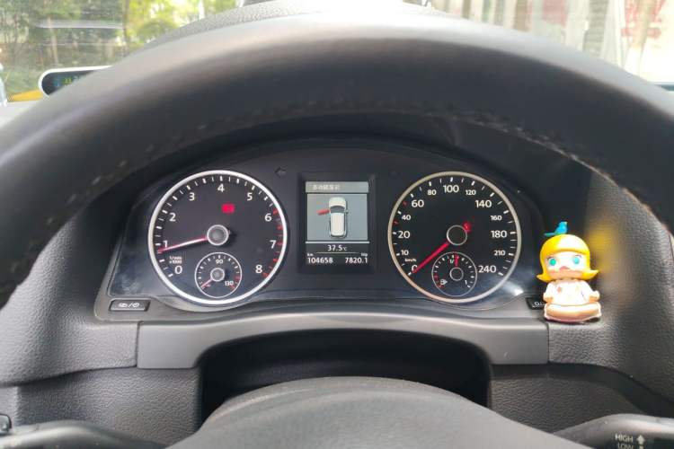 Used Volkswagen Tiguan 2013 1.8TSI Automatic Two-Wheel Drive Luxury Model Instrument Cluster