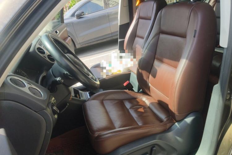 Used Volkswagen Tiguan 2013 1.8 TSI Automatic All-Wheel Drive Luxury Model Left Front Seat