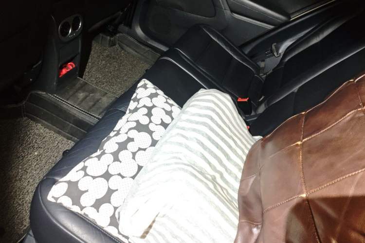 Used Volkswagen Tiguan 2013 1.8 TSI Automatic Two-Wheel Drive Comfort Edition Left Rear Seat