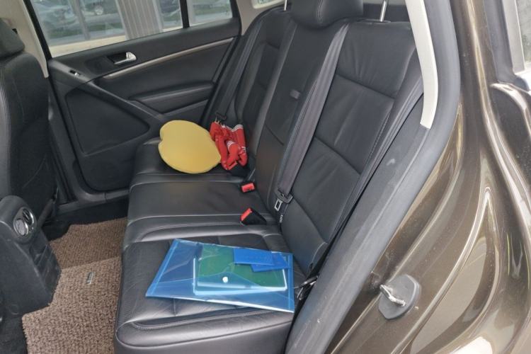 Used Volkswagen Tiguan 2013 2.0 TSI Automatic All-Wheel Drive Luxury Edition Left Rear Seat