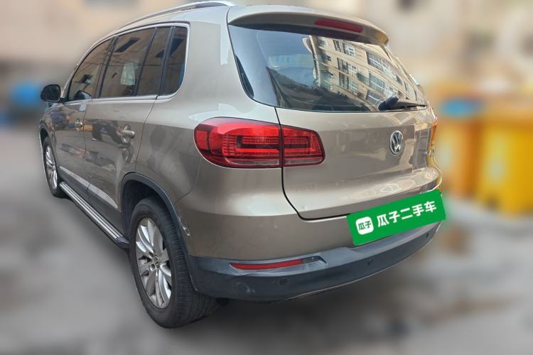 Used Volkswagen Tiguan 2013 1.8 TSI Automatic All-Wheel Drive Luxury Model Rear Left 45 Deg