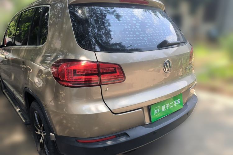 Used Volkswagen Tiguan 2013 1.8 TSI Automatic All-Wheel Drive Luxury Model Rear Left 45 Deg