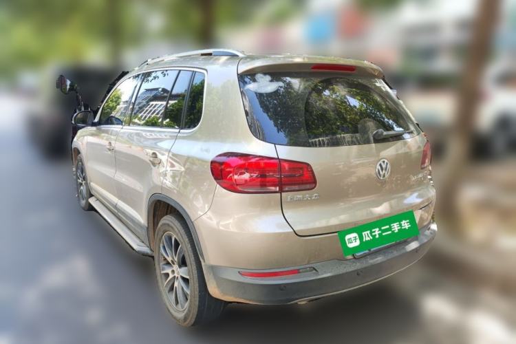 Used Volkswagen Tiguan 2013 1.8 TSI Automatic All-Wheel Drive Luxury Model Rear Left 45 Deg