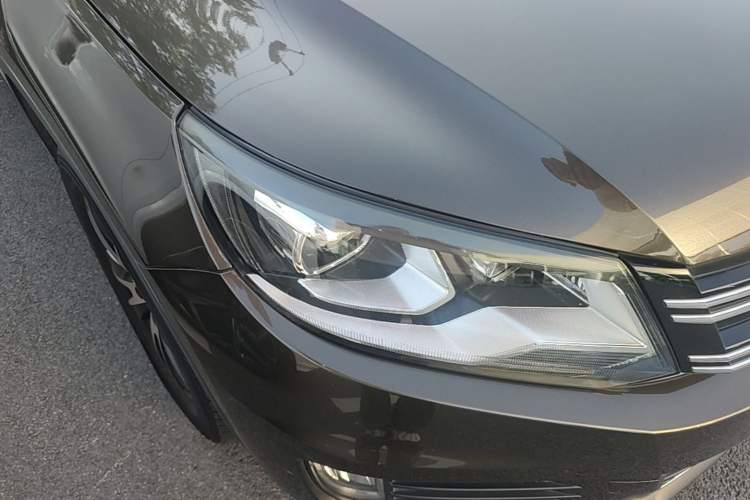 Used Volkswagen Tiguan 2013 1.8TSI Automatic Two-Wheel Drive Luxury Model Right Front Headlight