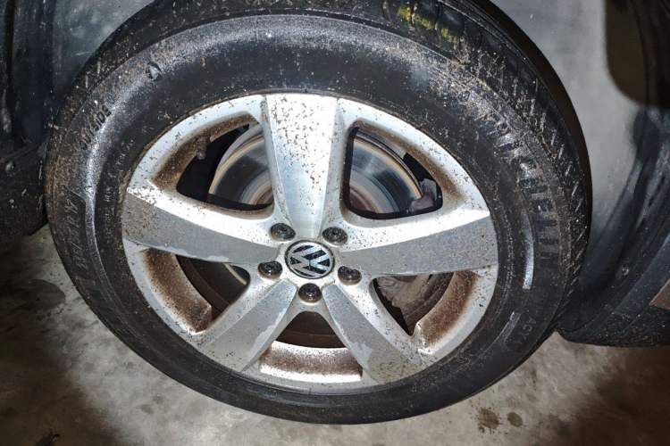 Used Volkswagen Tiguan 2013 1.8 TSI Automatic Two-Wheel Drive Comfort Edition Right Front Wheel Hub